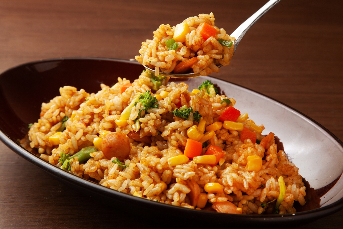 prikaz prženog povrća sa pirinčem